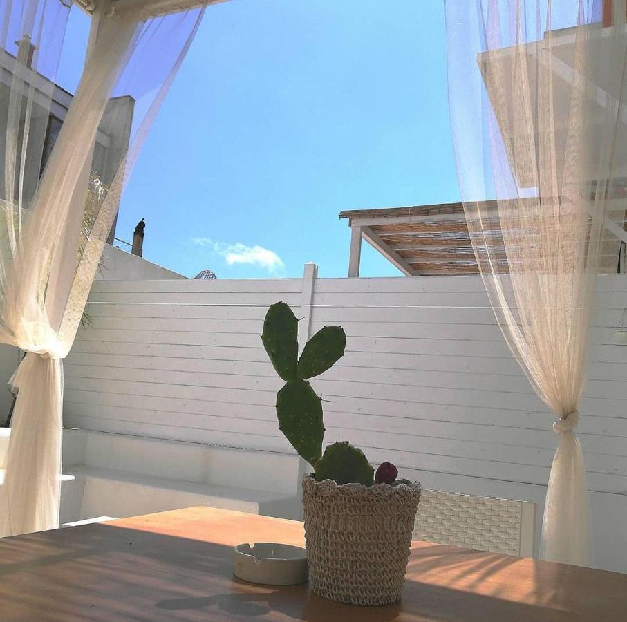 B&B Suites Via Del Mare プレシッチェ エクステリア 写真