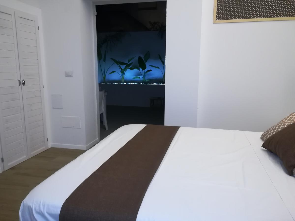 B&B Suites Via Del Mare プレシッチェ エクステリア 写真